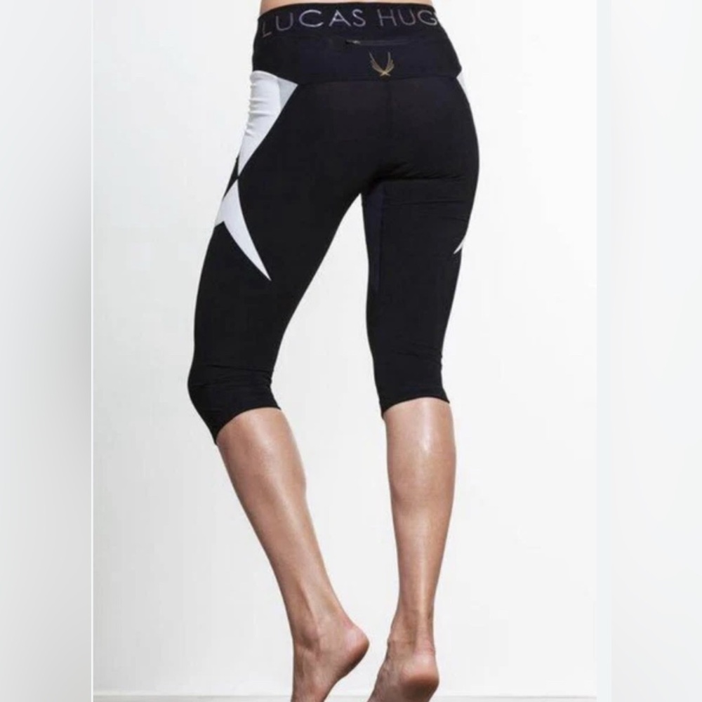 Lucas Hugh Black and White Athletic Leggings medium New